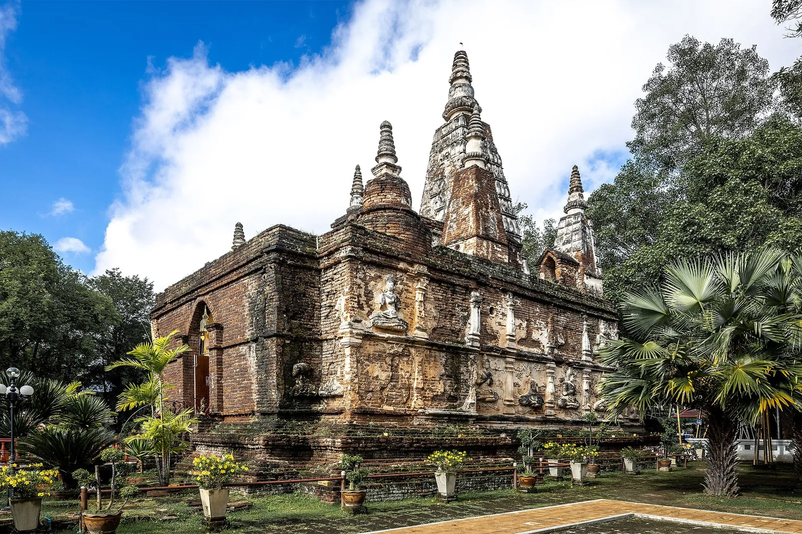 วัดเจ็ดยอด (โพธารามมหาวิหาร)