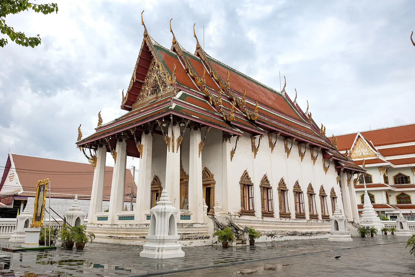 วัดสุวรรณดาราราม ราชวรวิหาร