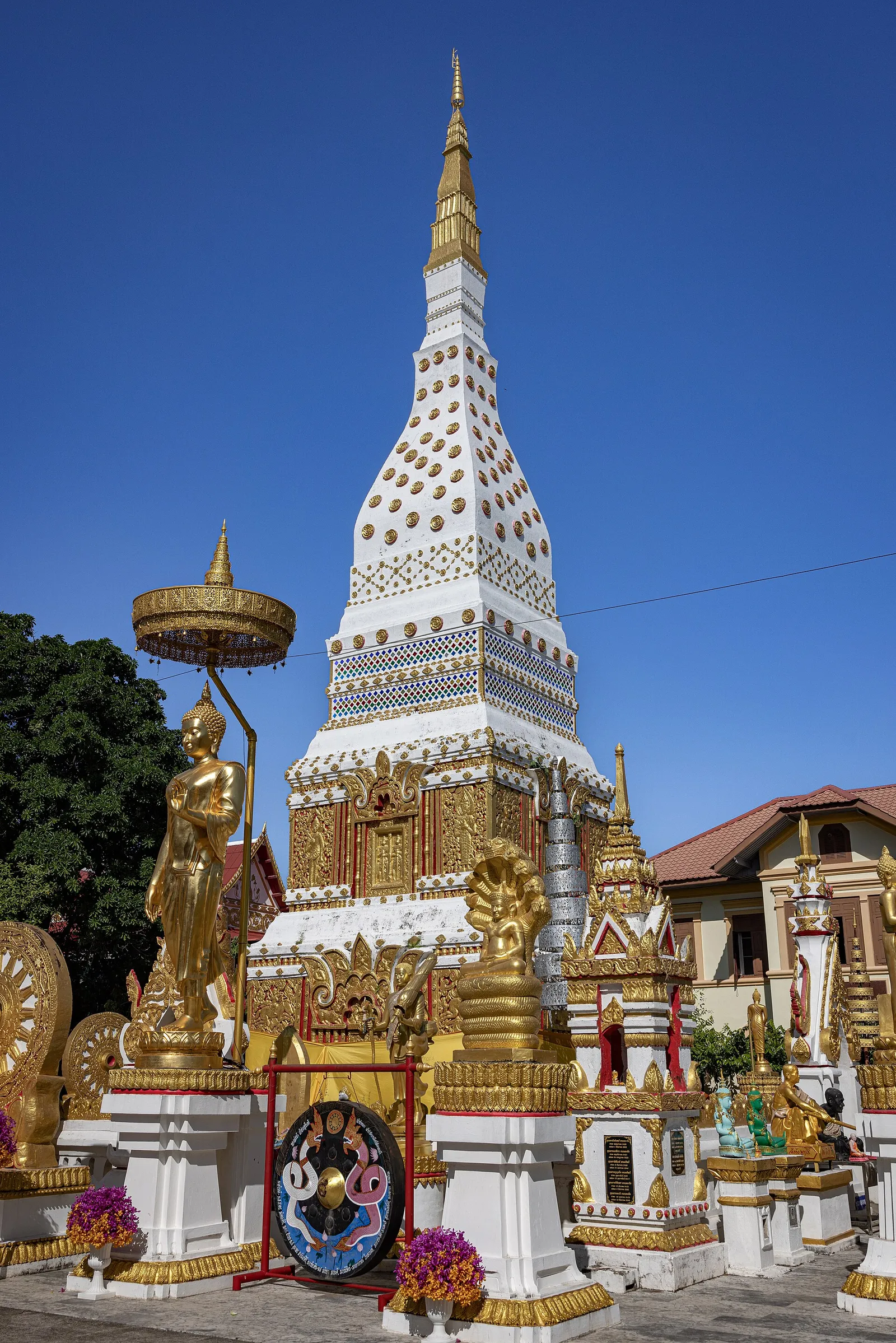 วัดมหาธาตุ (พระธาตุนคร)