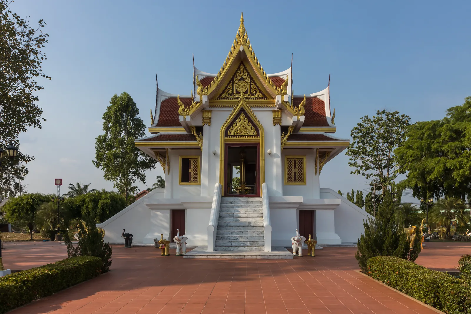 ศาลหลักเมืองกระบี่