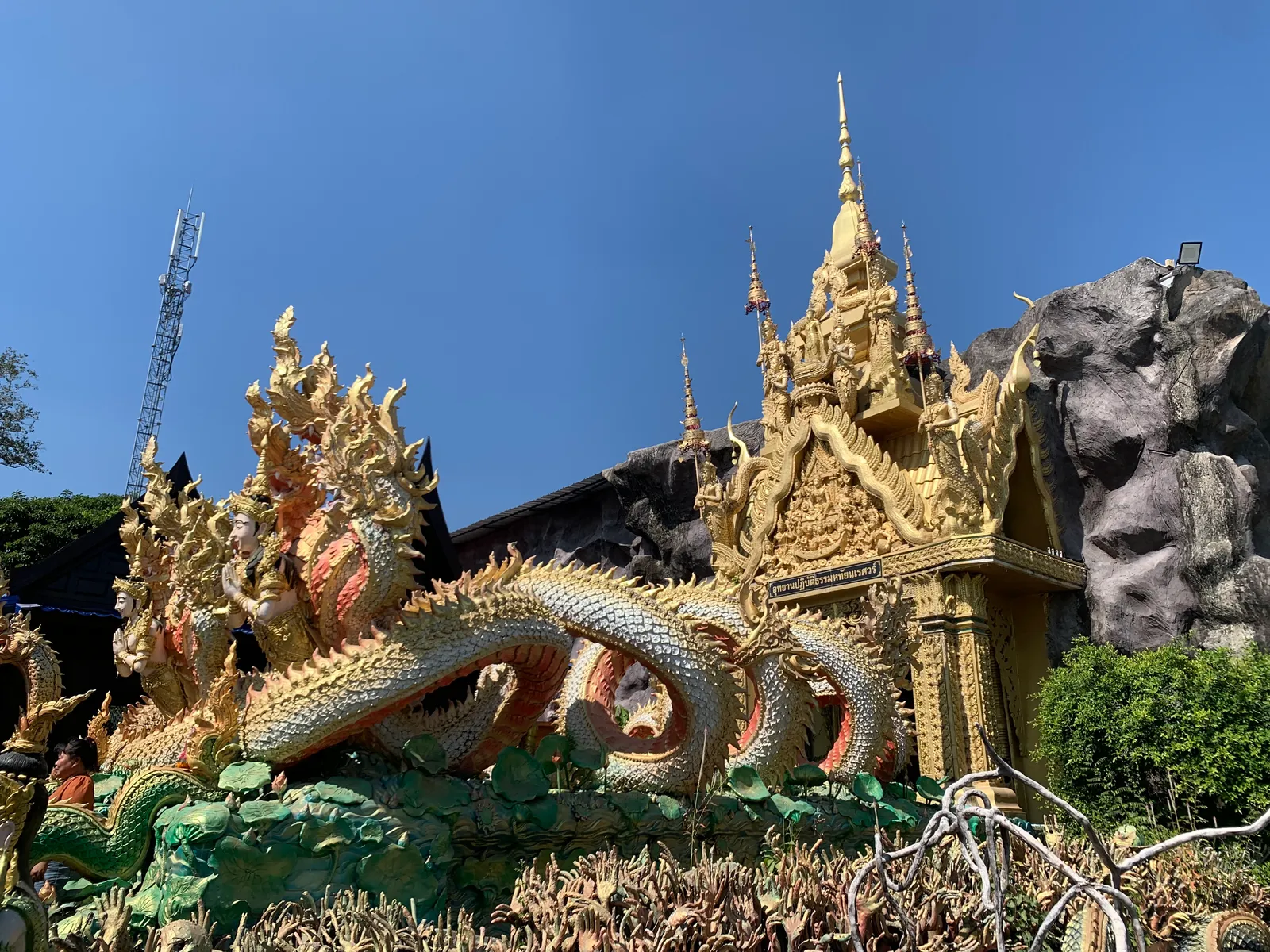 วัดมณีวงศ์
